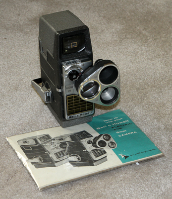 bell & howell electic eye vintage 8 mm movie camera 1959