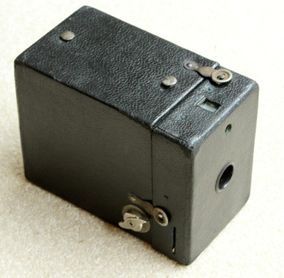 kodak no. 2 rainbow hawkeye, model c box film camera 1929