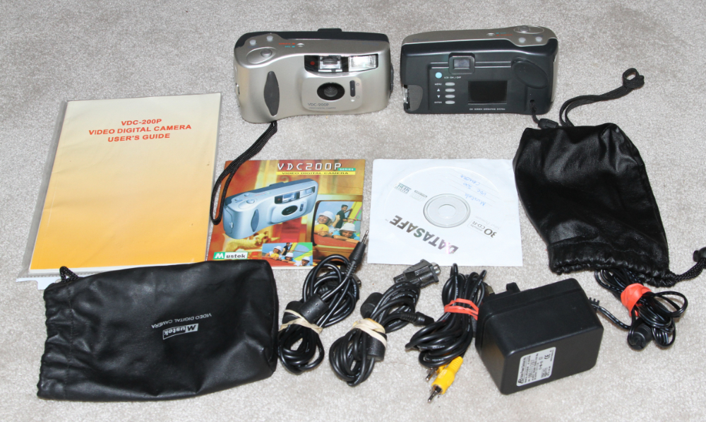 Mustek VDC 200P digital camera kit