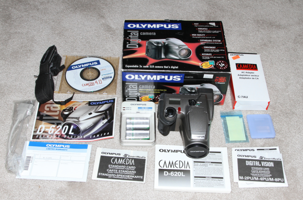Olympus Camedia C-1400L digital camera kit