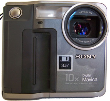 Sony Mavica MVC-FD7 digital camera