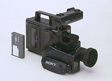 sony ccd-v8 8mm videotape camcorder 1985