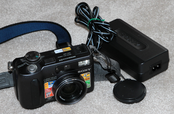 sony dsc-s85 vintage digital camera 2001