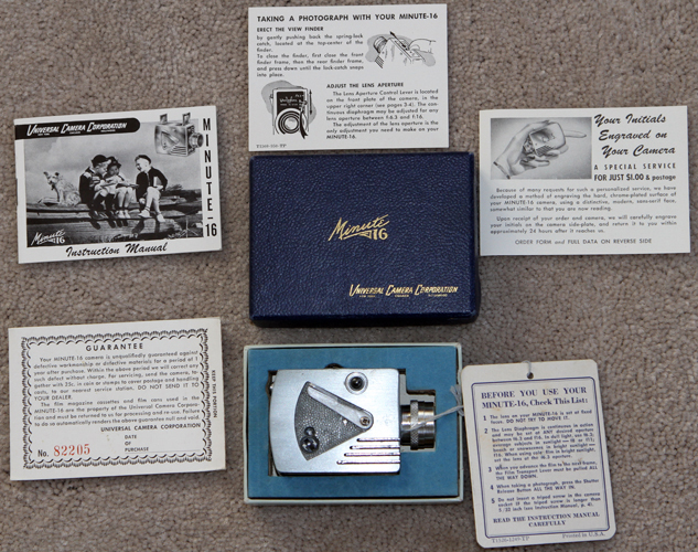 universal minute 16, vintage  miniature 16 mm camera 1949
