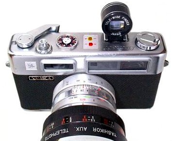 Yashica Electro35 vintage 35 mm film camera 1966